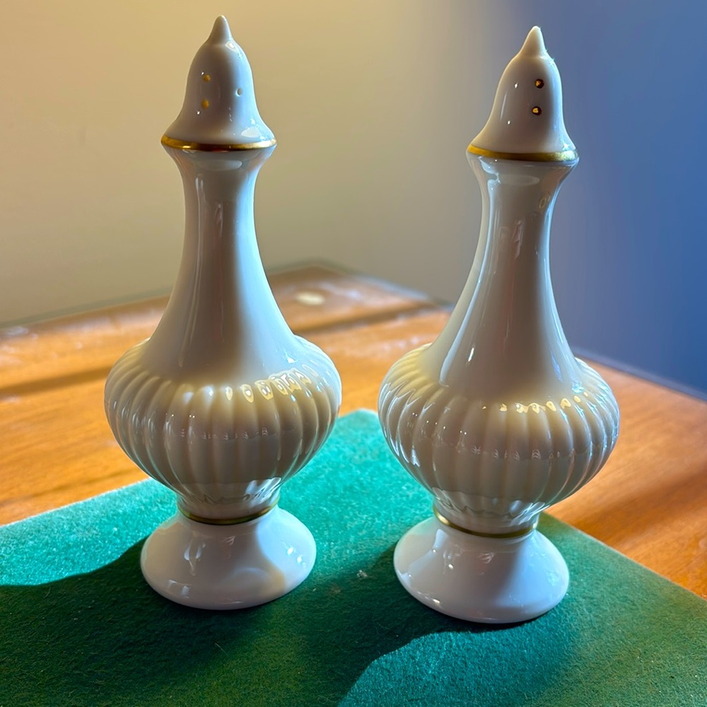 Lenox salt and pepper shakers